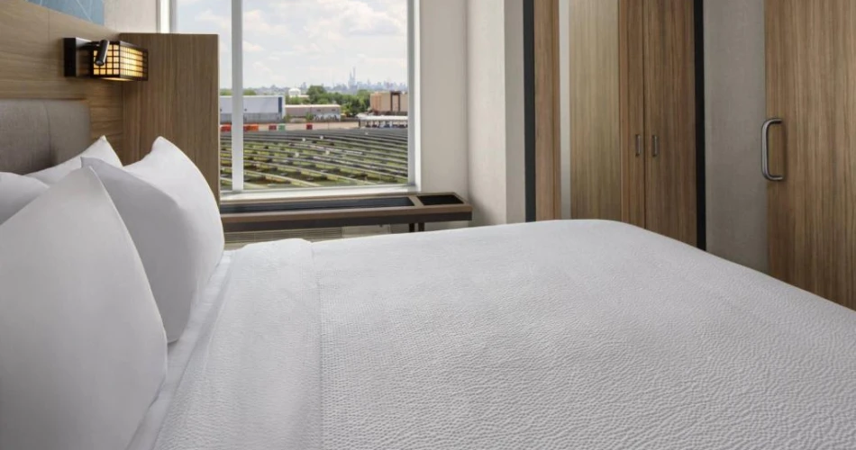 Top Hotels Within Walking Distance to MetLife Stadium, East Rutherford: Stay Close to the Action